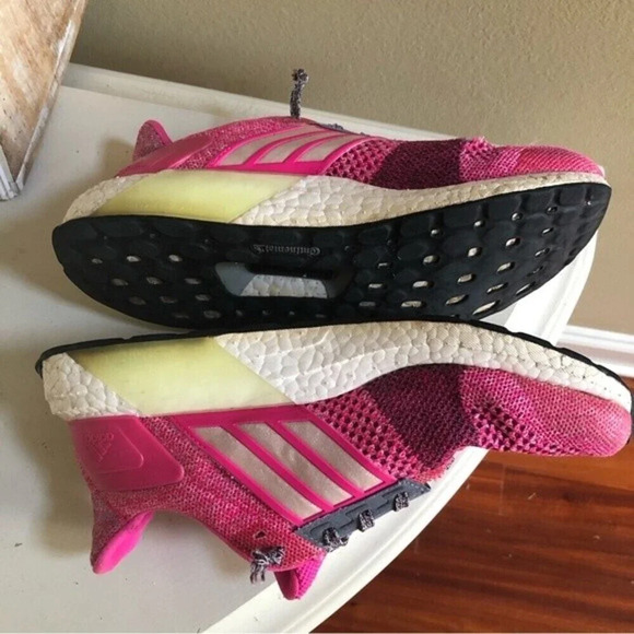 Adidas Ultra boost 4.0  Running Training Shoes Shocking‎ Pink Size 8.5 - Picture 9 of 11